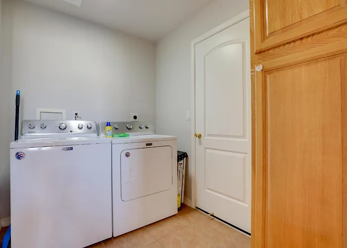 3 Mi To Powell: Pet-friendly Page Holiday home *