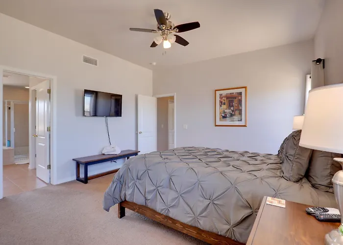 3 Mi To Powell: Pet-friendly Page
