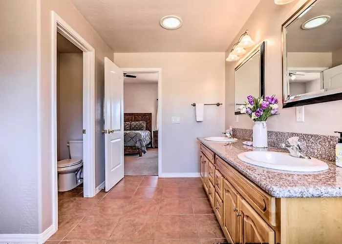 3 Mi To Powell: Pet-friendly Page Holiday home Wahweap